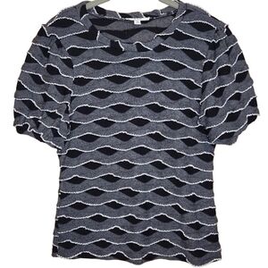 E&M LAYERED SCALLOPED EDGED BLACK WHITE GRAY SHORT PUFF SLEEVE TEE SIZE MED